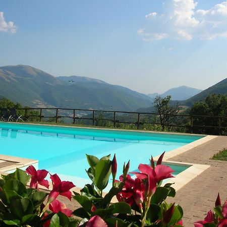 Vallo di Nera Agriturismo Roccagelli מראה חיצוני תמונה