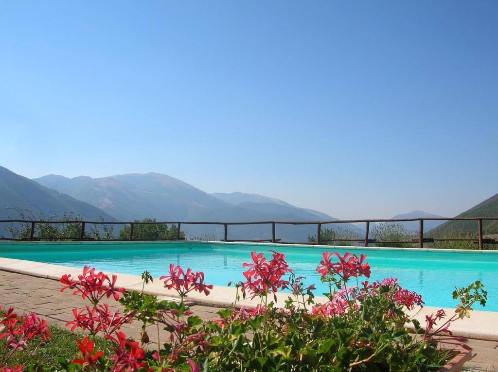 Vallo di Nera Agriturismo Roccagelli מראה חיצוני תמונה