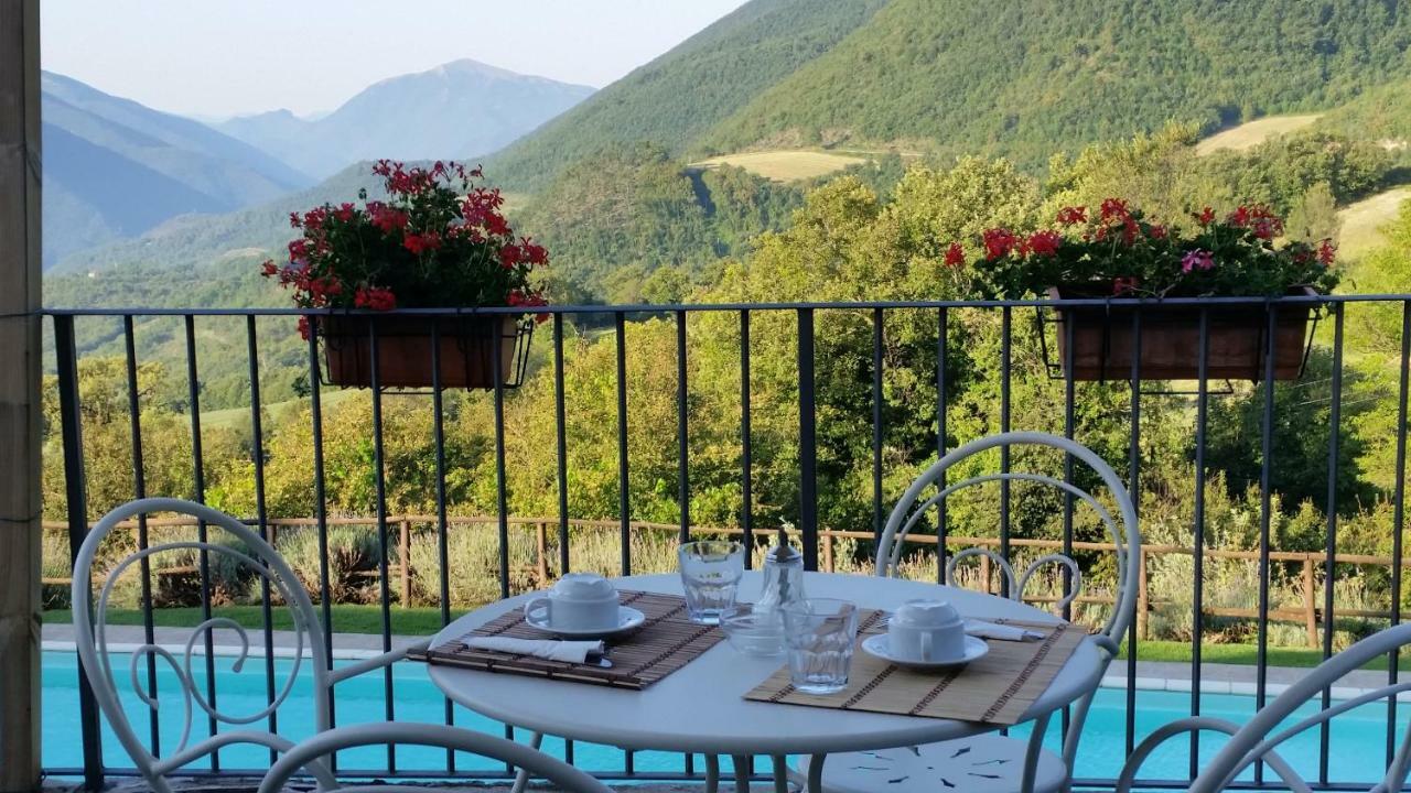 Vallo di Nera Agriturismo Roccagelli מראה חיצוני תמונה